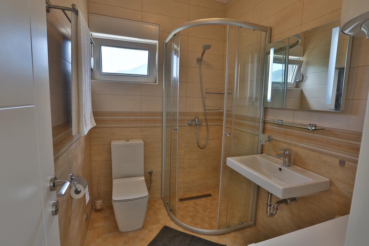 Kristina Apartments Tivat Eksteriør billede