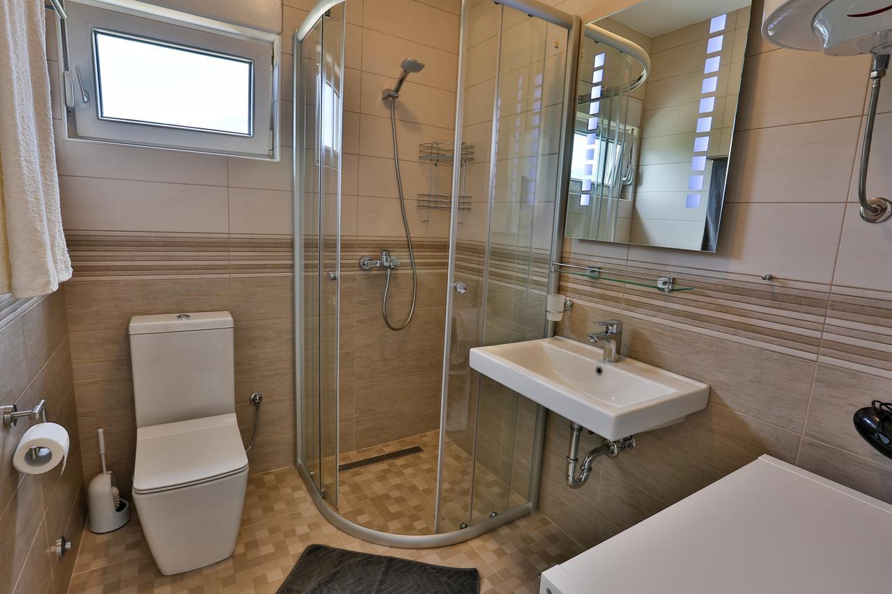 Kristina Apartments Tivat Eksteriør billede