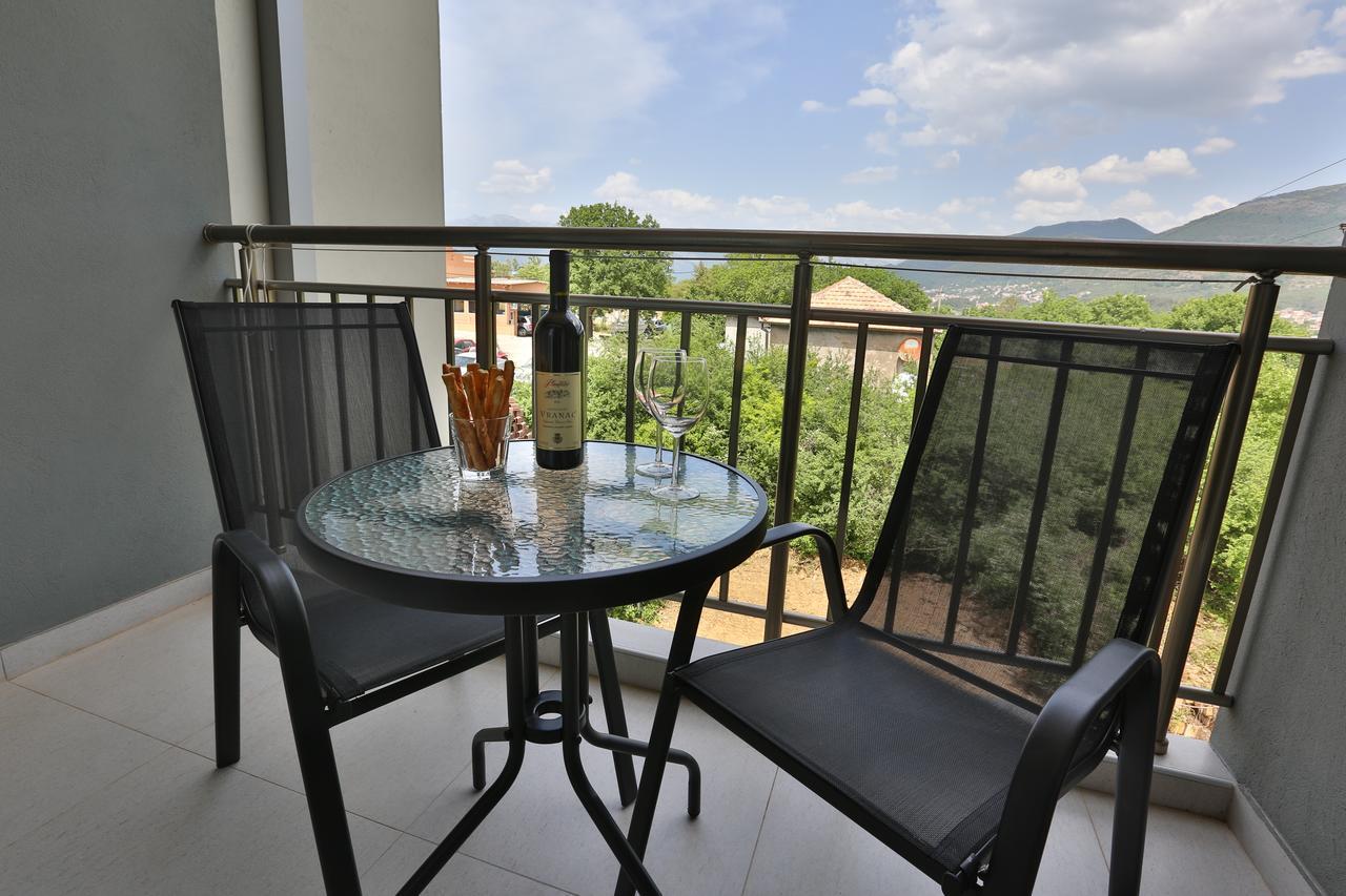 Kristina Apartments Tivat Eksteriør billede