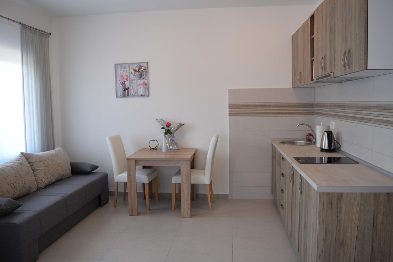Kristina Apartments Tivat Eksteriør billede