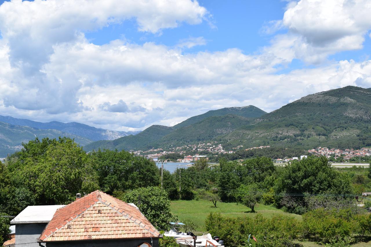Kristina Apartments Tivat Eksteriør billede
