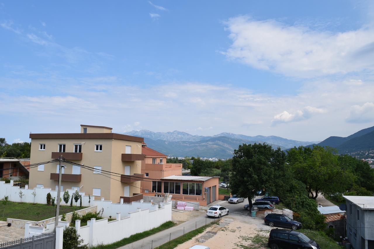 Kristina Apartments Tivat Eksteriør billede